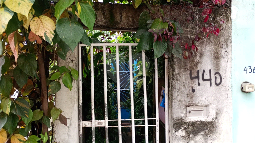 Terreno à venda na Vila Guilherme em localização privilegiada.