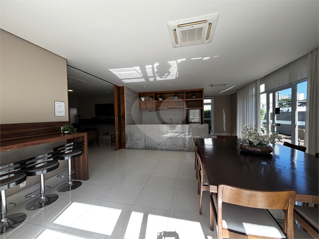 Apartamento com 3 dormitórios e 2 vagas em Santana