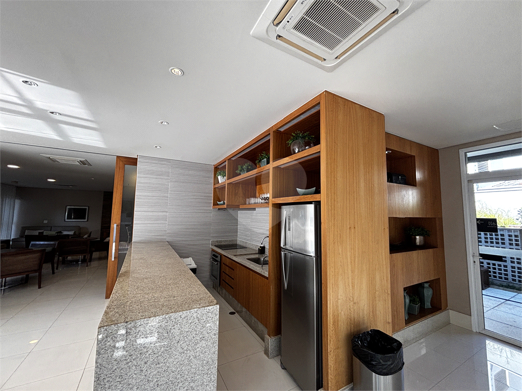 Apartamento com 3 dormitórios e 2 vagas em Santana