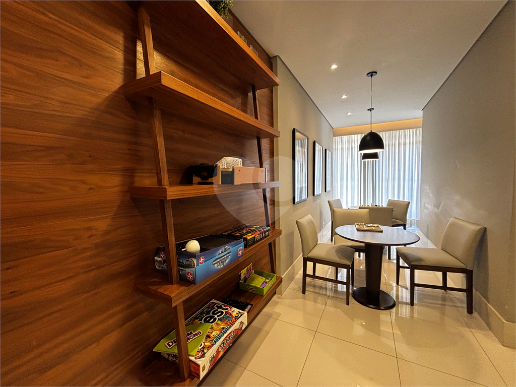Apartamento com 3 dormitórios e 2 vagas em Santana