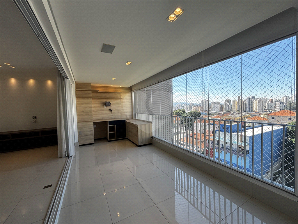 Apartamento com 3 dormitórios e 2 vagas em Santana