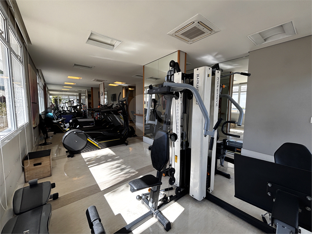 Apartamento com 3 dormitórios e 2 vagas em Santana