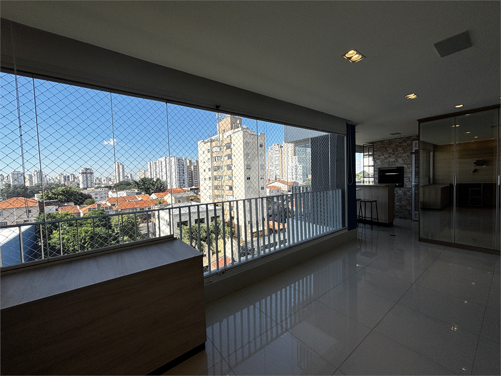 Apartamento com 3 dormitórios e 2 vagas em Santana