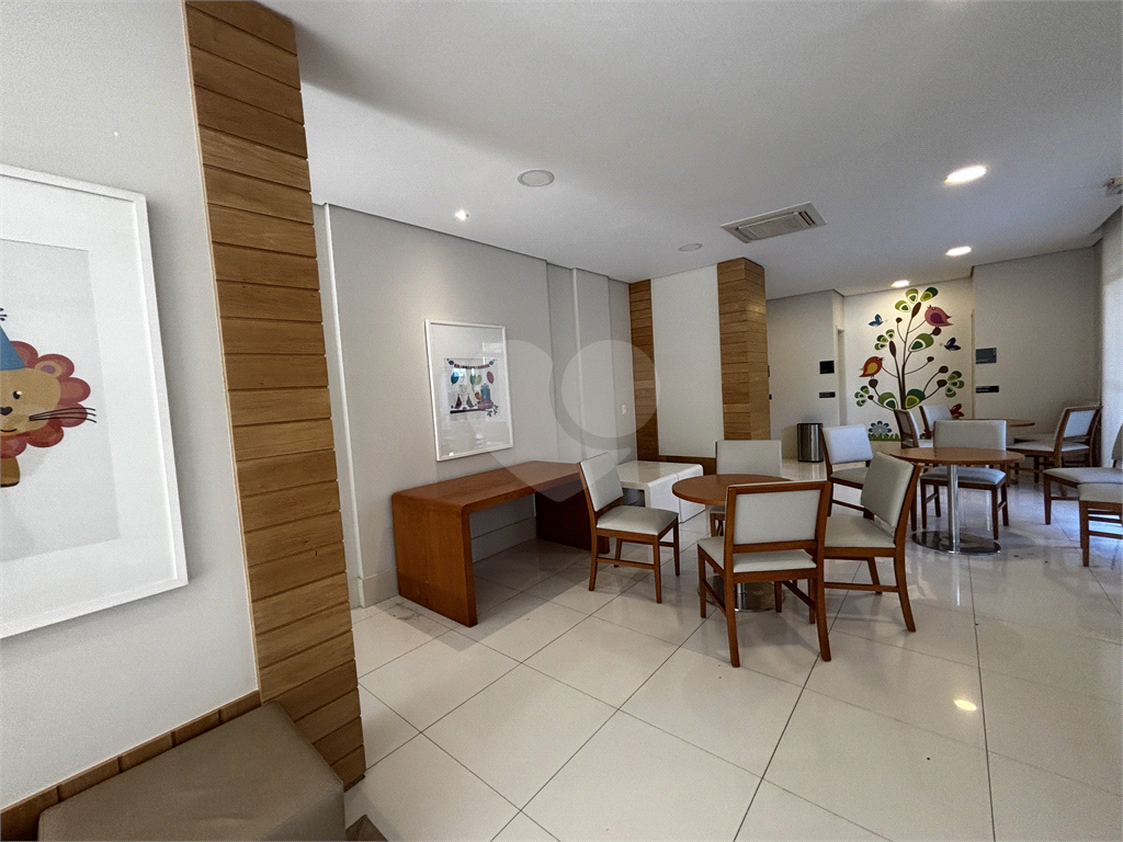 Apartamento com 3 dormitórios e 2 vagas em Santana