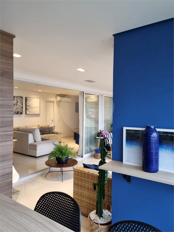 Apartamento com 3 dormitórios e 2 vagas em Santana