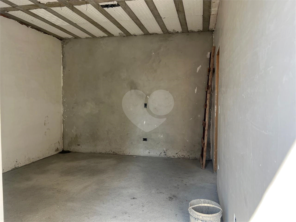 SOBRADO SANTA TERESINHA - SENDO 3 SUITES, 2 VAGAS, COM ESPAÇO GOURMET