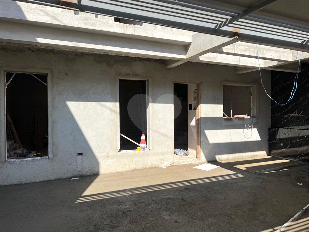 SOBRADO SANTA TERESINHA - SENDO 3 SUITES, 2 VAGAS, COM ESPAÇO GOURMET