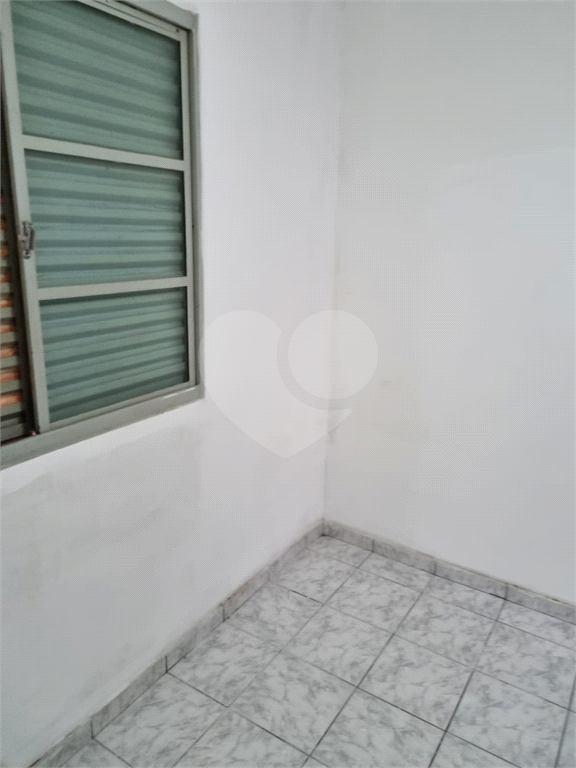 APARTAMENTO em TREMEMBÉ