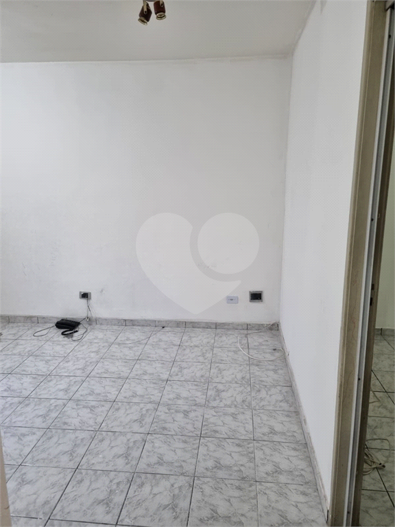 APARTAMENTO em TREMEMBÉ