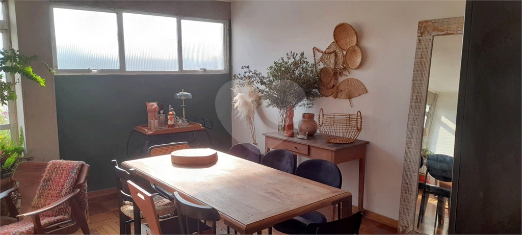 APARTAMENTO em BOM RETIRO