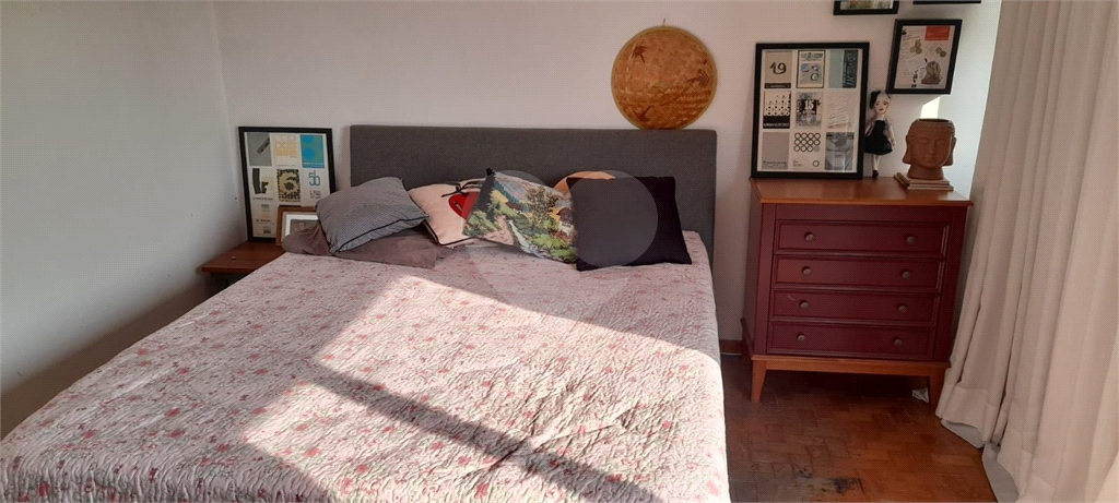 APARTAMENTO em BOM RETIRO