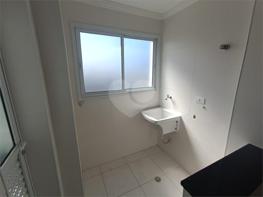 APARTAMENTO em CAIÇARA