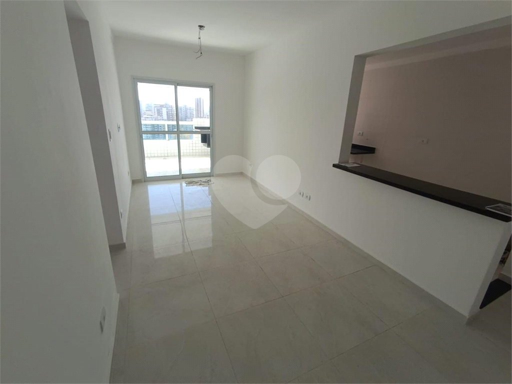 APARTAMENTO em CAIÇARA