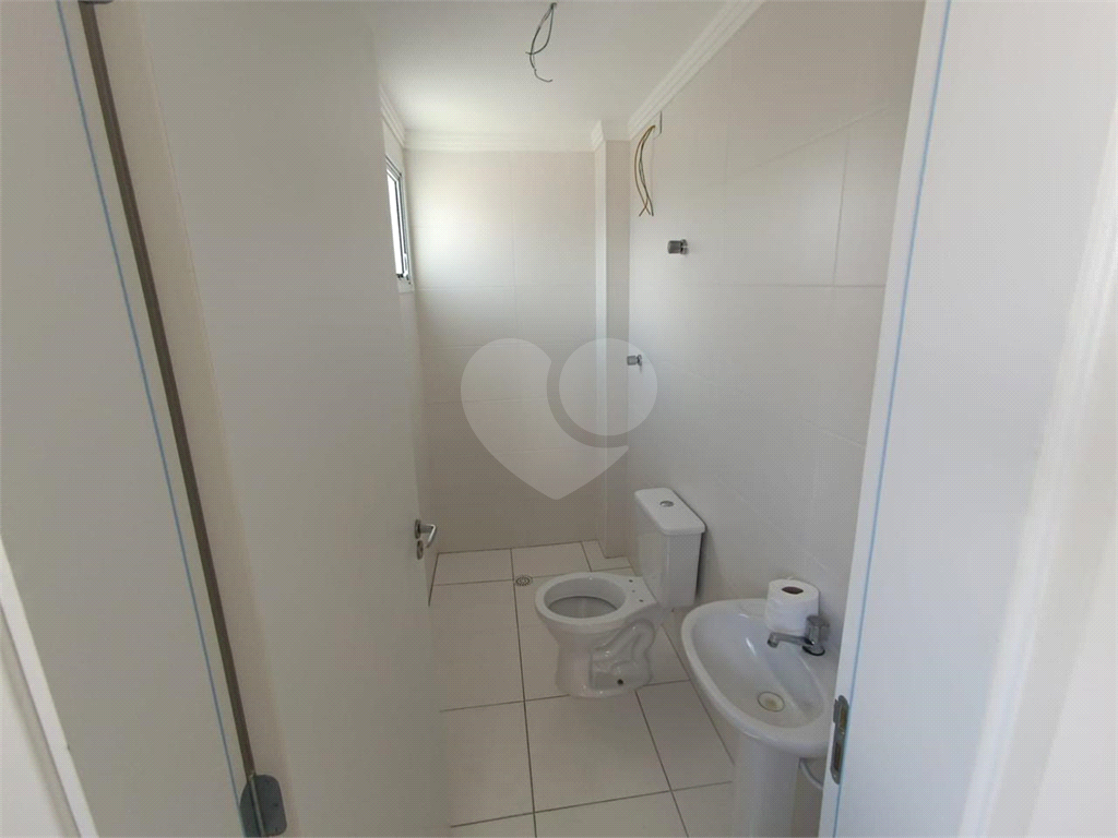 APARTAMENTO em CAIÇARA