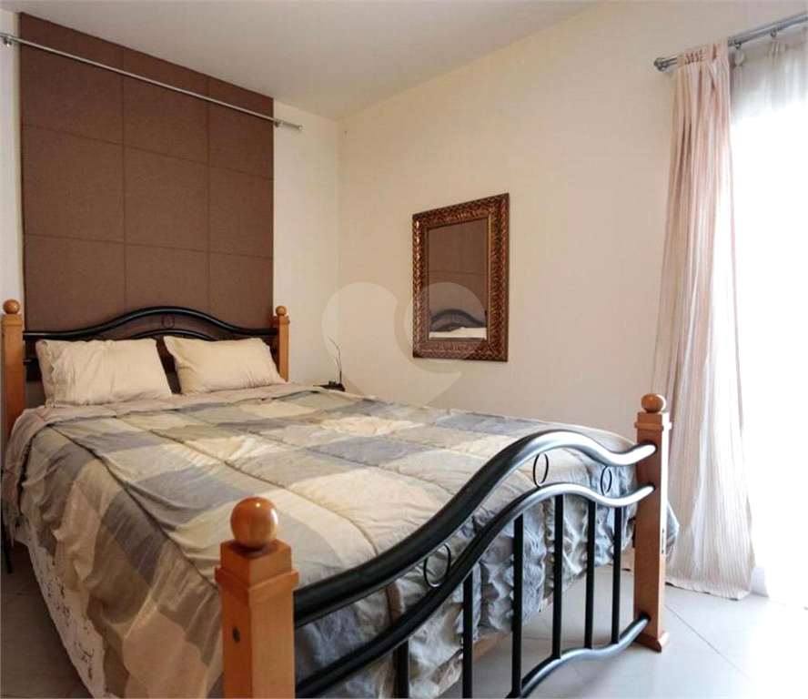 APARTAMENTO em REAL PARQUE