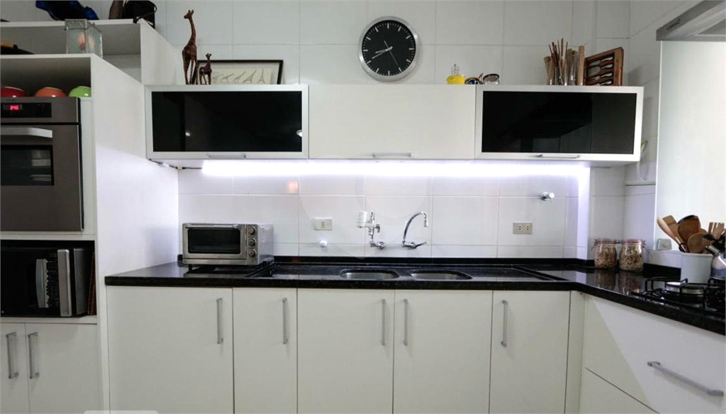 APARTAMENTO em REAL PARQUE