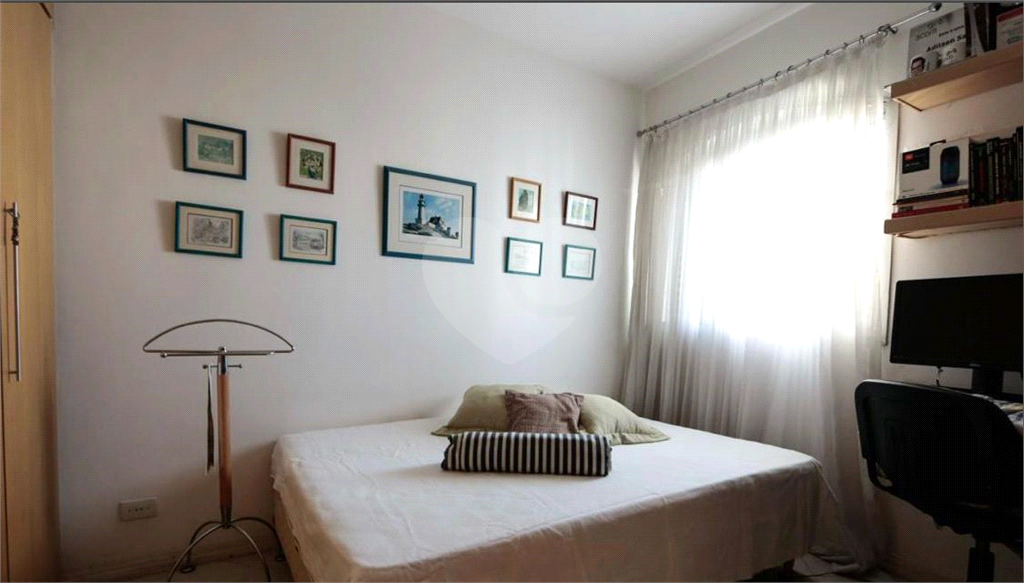 APARTAMENTO em REAL PARQUE