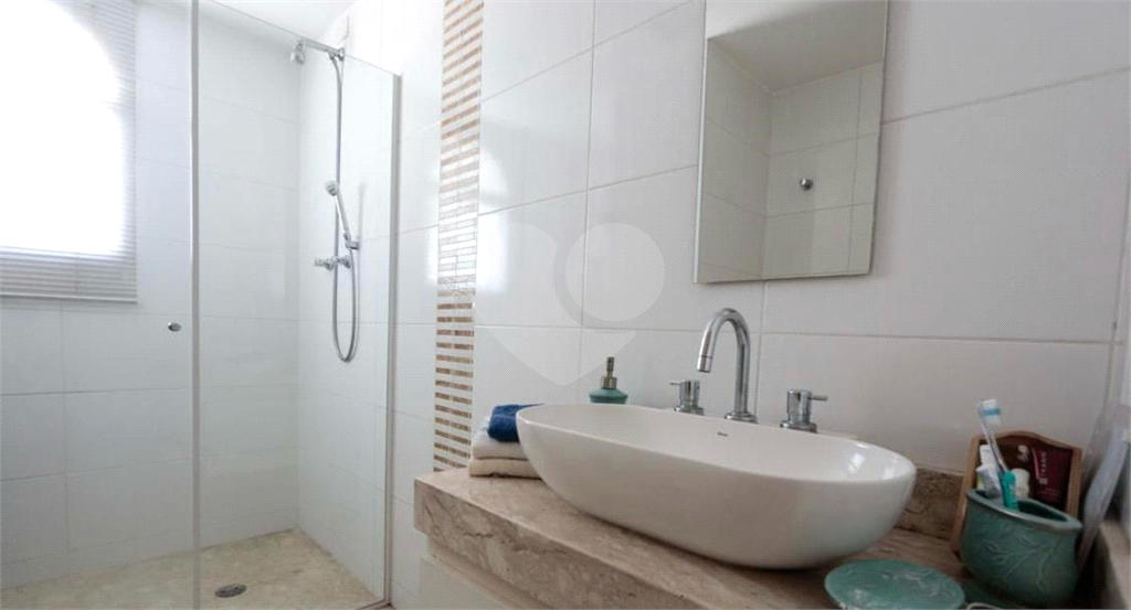 APARTAMENTO em REAL PARQUE