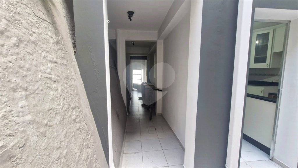  Casa assobradada em uma tranquila vila no coração do bairro de Santana. 3 suítes, 3 vagas.