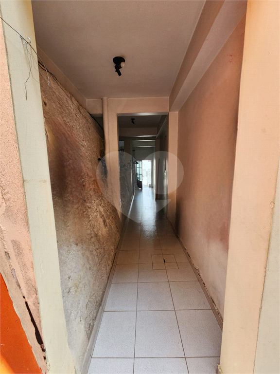  Casa assobradada em uma tranquila vila no coração do bairro de Santana. 3 suítes, 3 vagas.