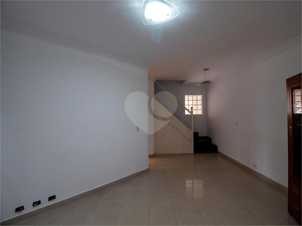 Casa à venda com 3 quartos, 120m² - Foto 3