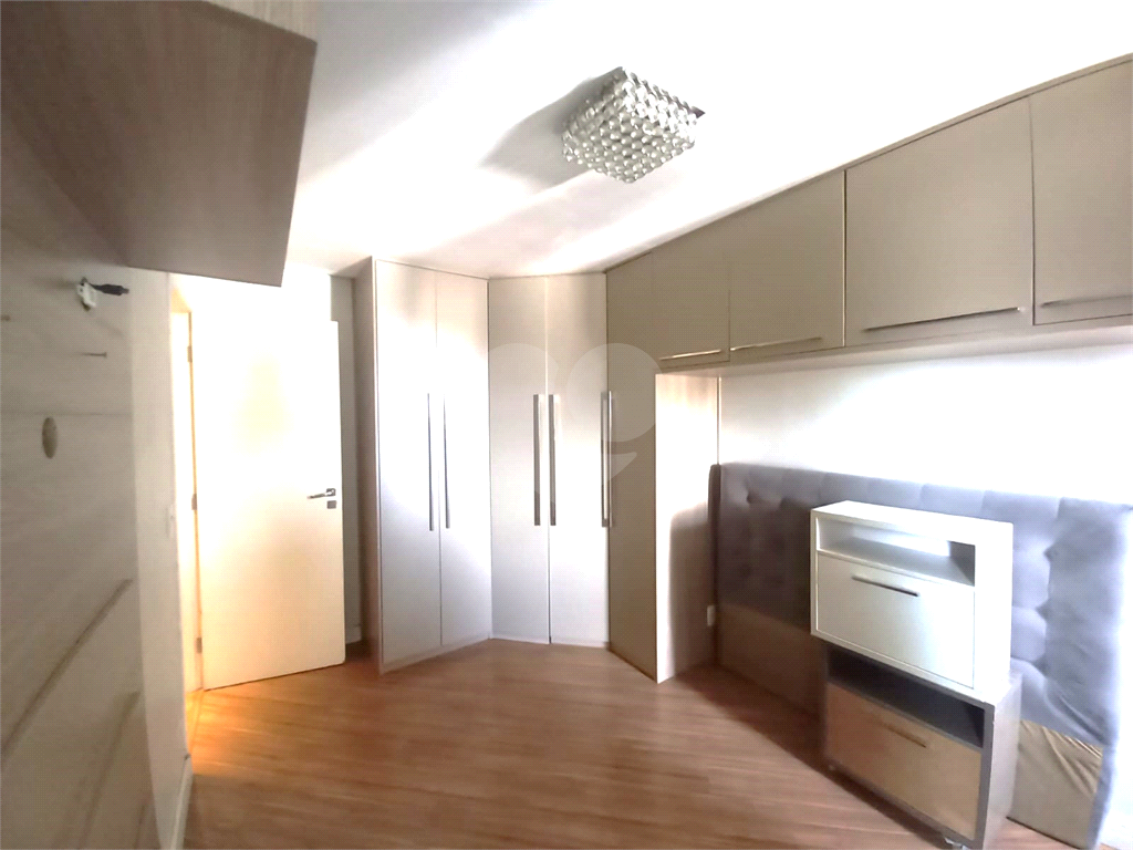 Apartamento próximo metrô Pd. Inglesa para locação de 3 quartos suítes e 2 vagas