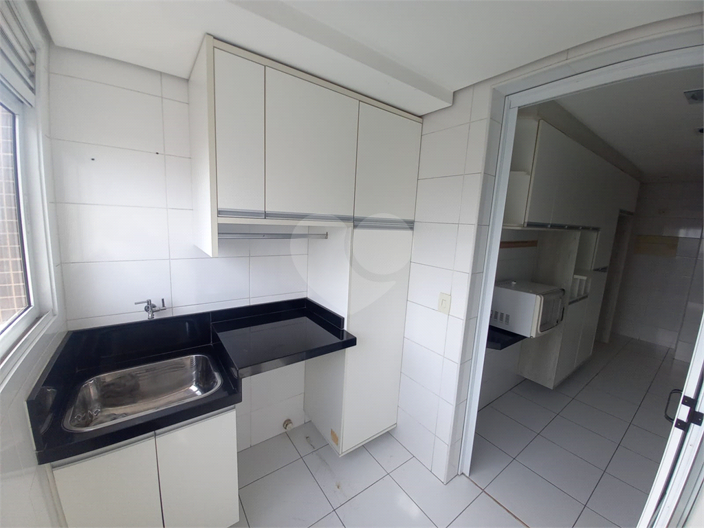 Apartamento próximo metrô Pd. Inglesa para locação de 3 quartos suítes e 2 vagas