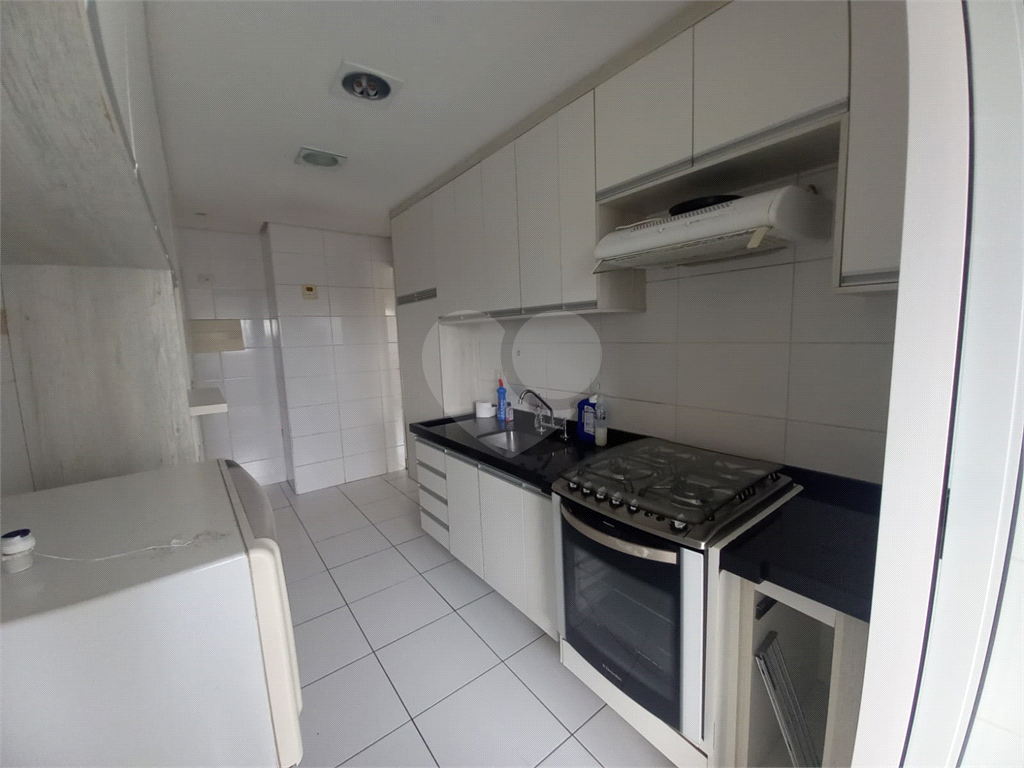 Apartamento próximo metrô Pd. Inglesa para locação de 3 quartos suítes e 2 vagas