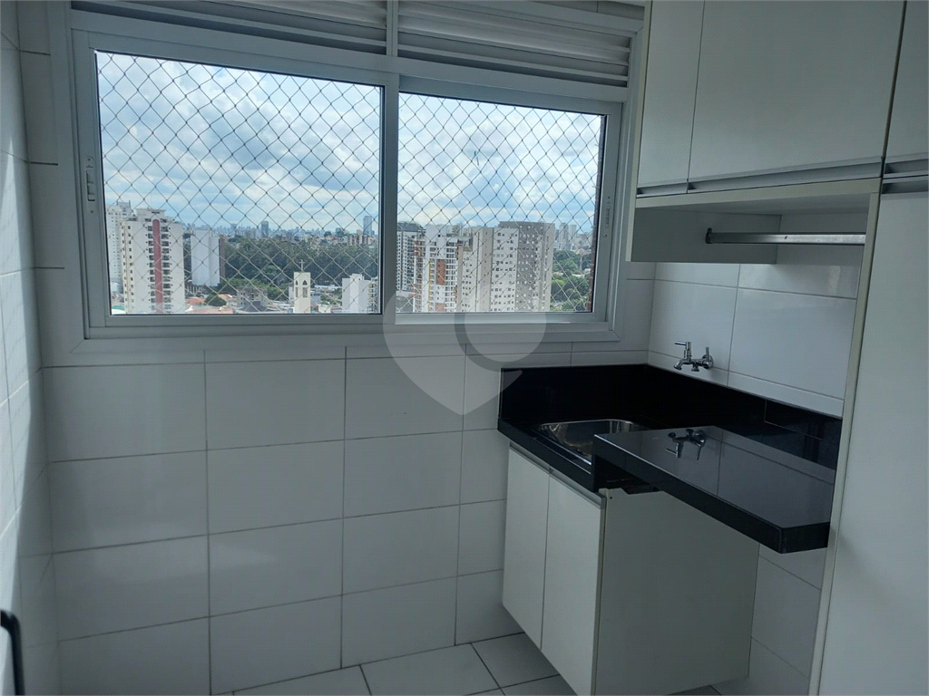 Apartamento próximo metrô Pd. Inglesa para locação de 3 quartos suítes e 2 vagas