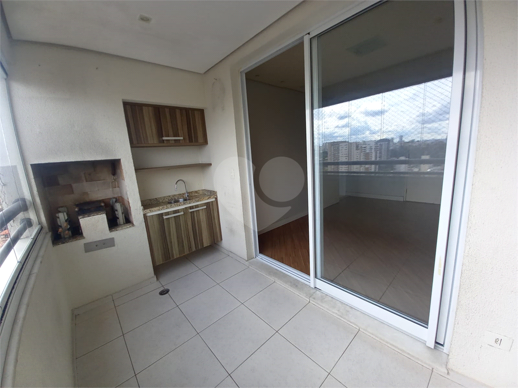 Apartamento próximo metrô Pd. Inglesa para locação de 3 quartos suítes e 2 vagas