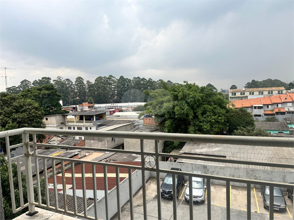 APARTAMENTO em ITAQUERA