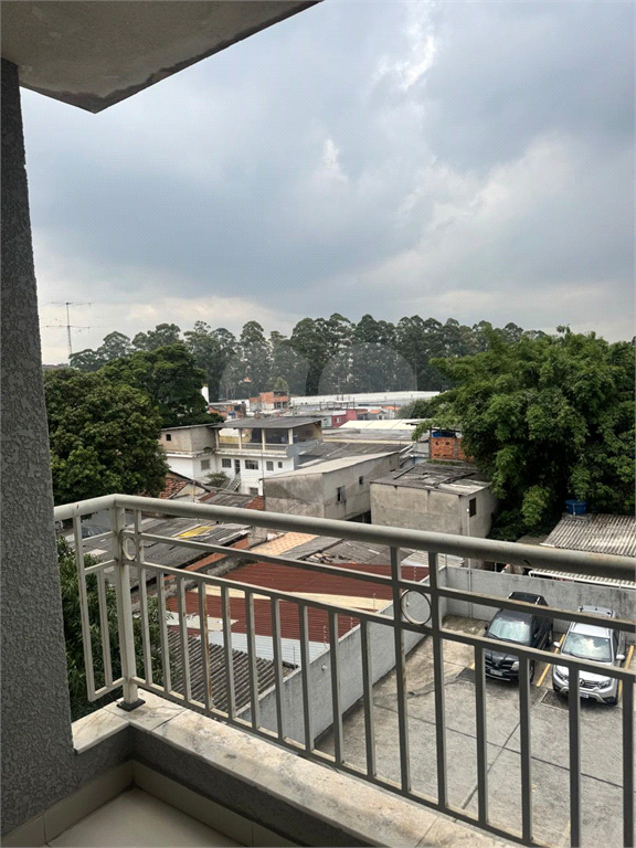 APARTAMENTO em ITAQUERA