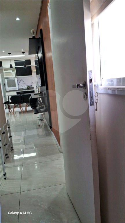 APARTAMENTO em VILA SÃO RAFAEL