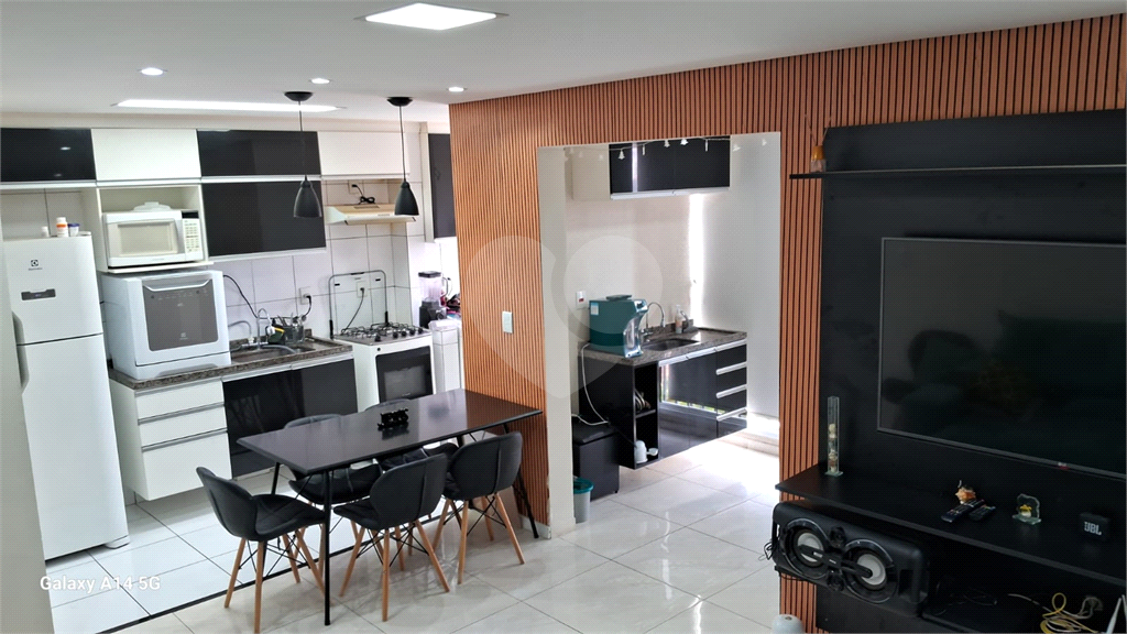 APARTAMENTO em VILA SÃO RAFAEL