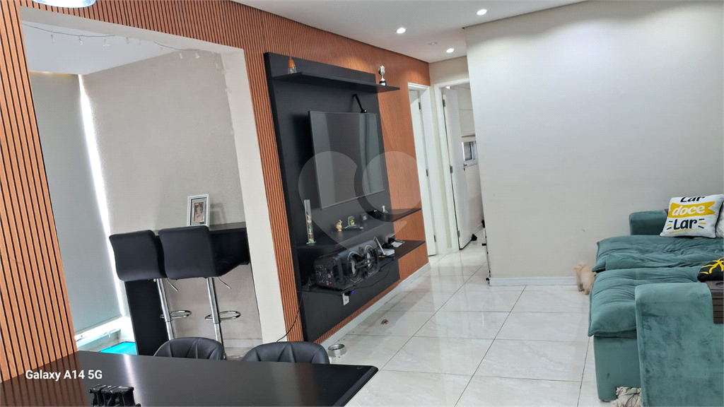 APARTAMENTO em VILA SÃO RAFAEL