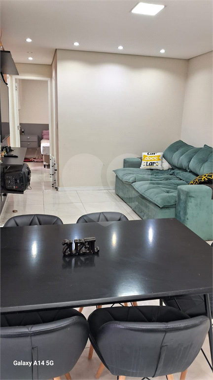 APARTAMENTO em VILA SÃO RAFAEL