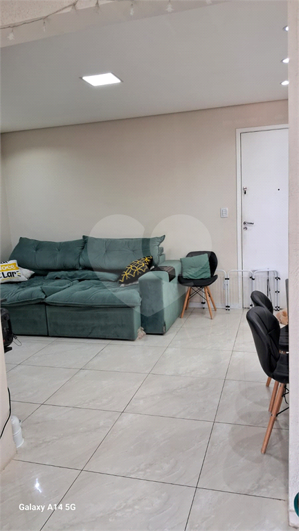 APARTAMENTO em VILA SÃO RAFAEL