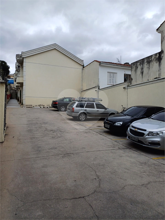 CONDOMÍNIO em PENHA