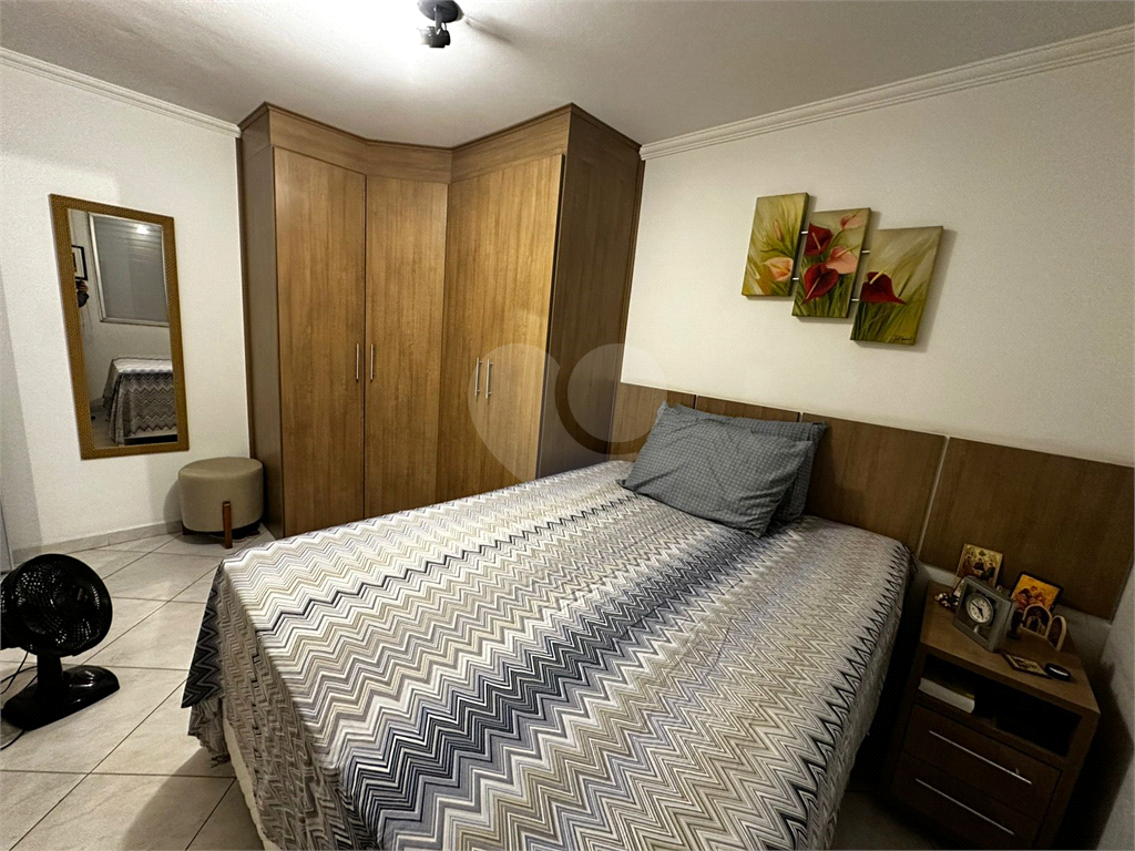 Apartamento à venda com 2 quartos, 50m² - Foto 9