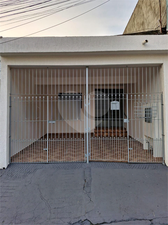 CASA TÉRREA em SAPOPEMBA