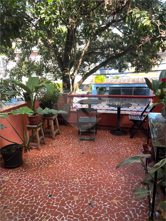 SOBRADO em VILA MADALENA