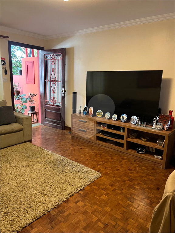 SOBRADO em VILA MADALENA