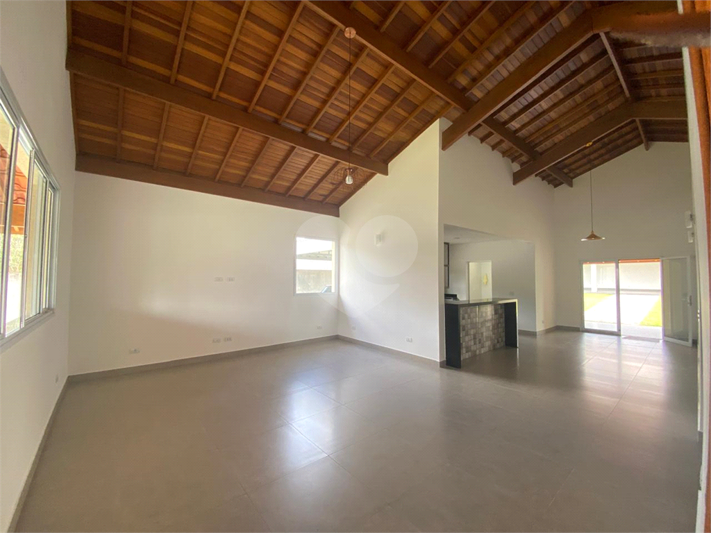 CASA em CONDOMÍNIO RESIDENCIAL SHAMBALLA II