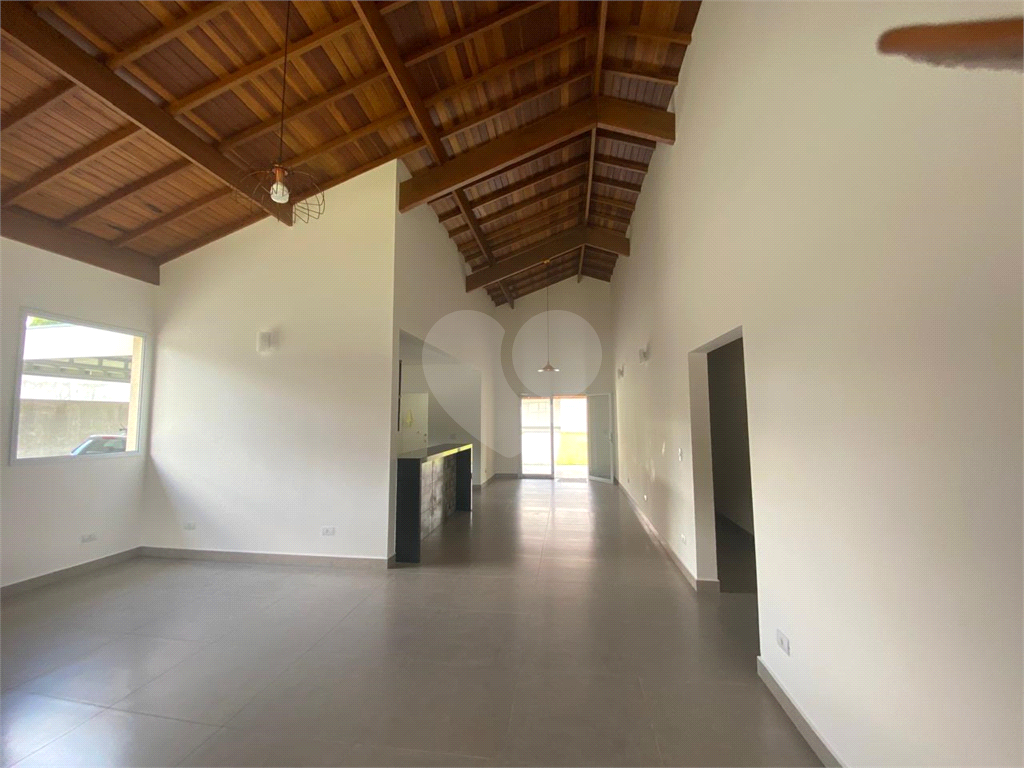 CASA em CONDOMÍNIO RESIDENCIAL SHAMBALLA II