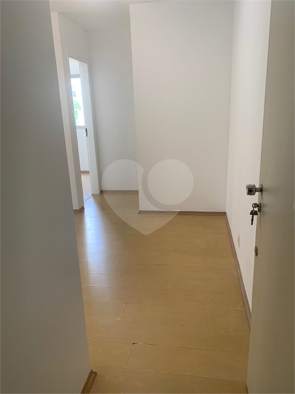 APARTAMENTO em PINHEIROS