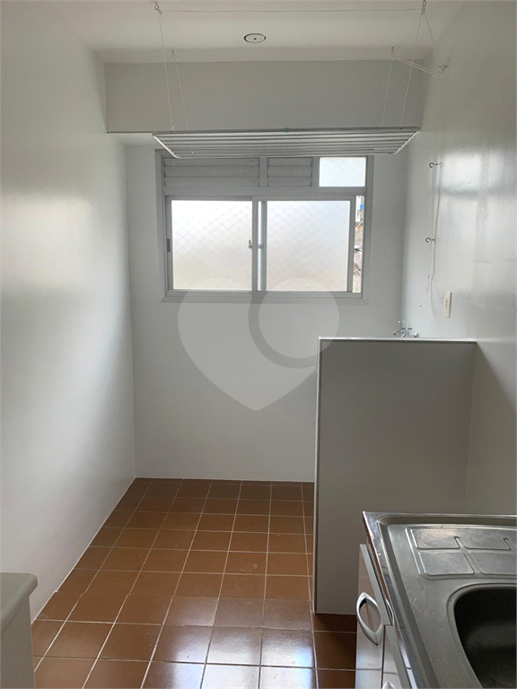 APARTAMENTO em PINHEIROS