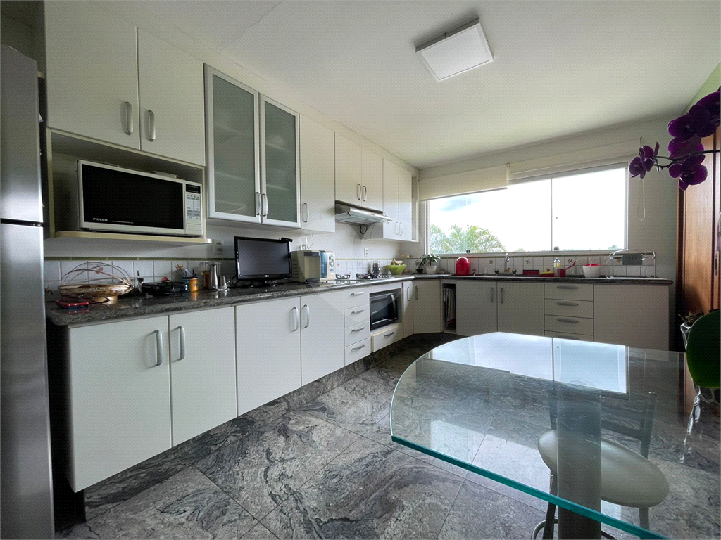 Casa de Condomínio à venda com 4 quartos, 308m² - Foto 10