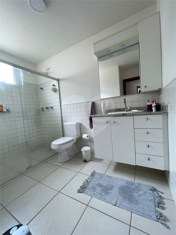 Casa de Condomínio à venda com 4 quartos, 308m² - Foto 32