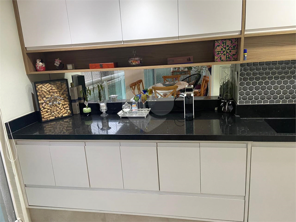 APARTAMENTO em CASA VERDE