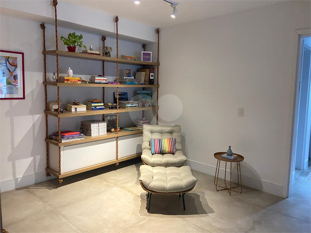 APARTAMENTO em CASA VERDE